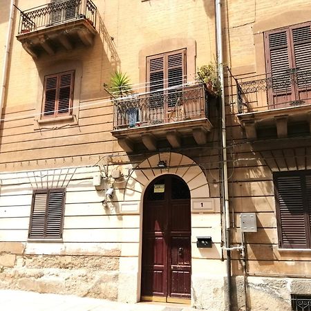 Guastella House Hotell Palermo Exteriör bild